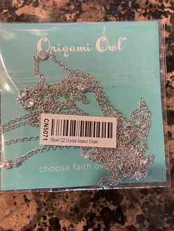 Brand New/sealed Origami Owl Silver CZ Crystal Station Chain (necklace)