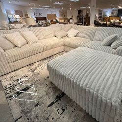 Comfortable 👌$10 Payment 🤝Stupendous Sectional