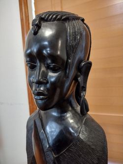 African ebony wood sculpture, Escultura De Madera De Ébano Africano