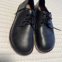 NIB - Birkenstock Gary Leather Men Size 6 Women Size 8 Used Once