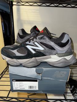 New Balance 9060 Castlerock Sz 10