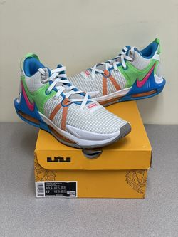 Nike LeBron Witness 7 VII Shoes Grey Fog Hyper Pink DM1123-003 Men's Size 10.5