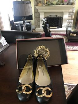 Juicy couture flats size 7