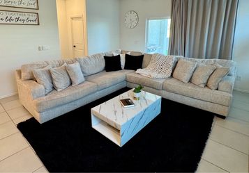Ashley Furniture Rawcliffe 3 Piece Sectional Couch