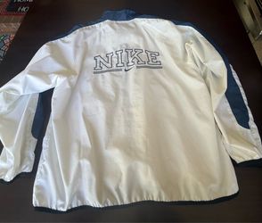 Nike jacket/windbreaker