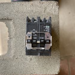 240 V AC Breaker
