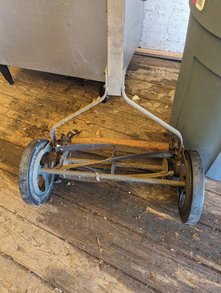Vintage manual  Push Mower 