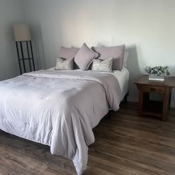 Queen bed & Frame