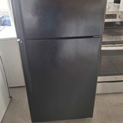 Refrigerator  Top Freezer 