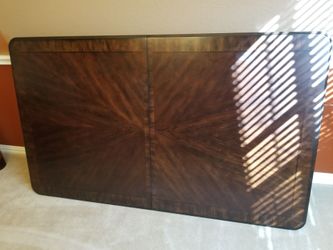 Dinner room table