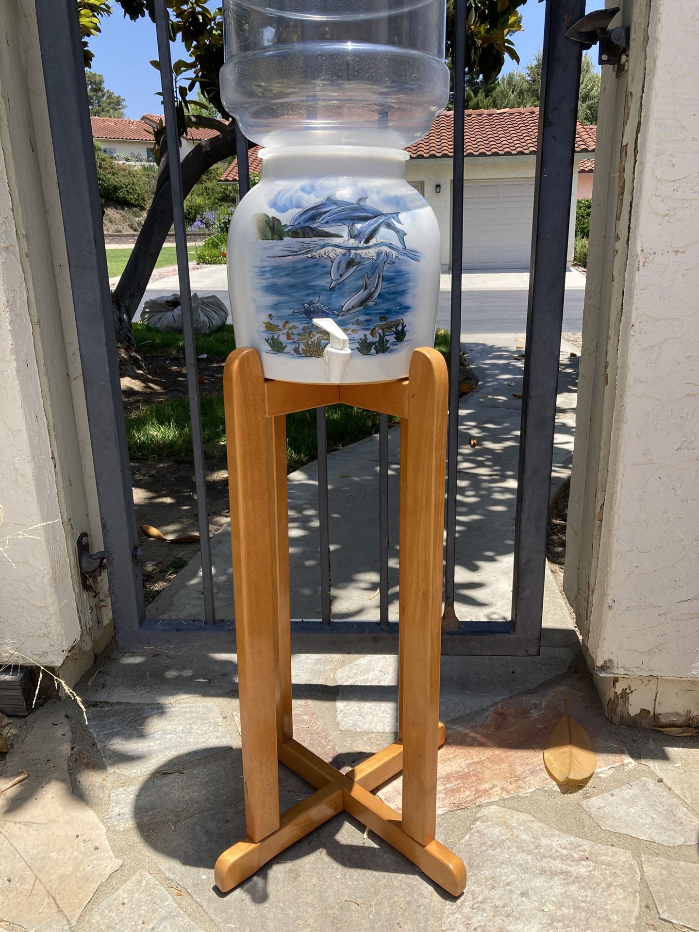 Ceramic Water Dispenser With Wood Bas And 5 Gal Bottle