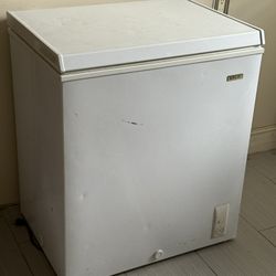 Deep Freezer Works Great Kept Inside