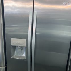 Whirlpool Stainless Steel Side By Side Refrigerator 