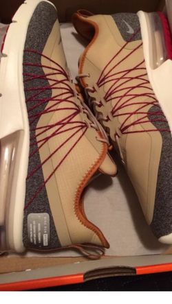 NIKE AIRMAX SEQUENT UTILITY. SIZE 11