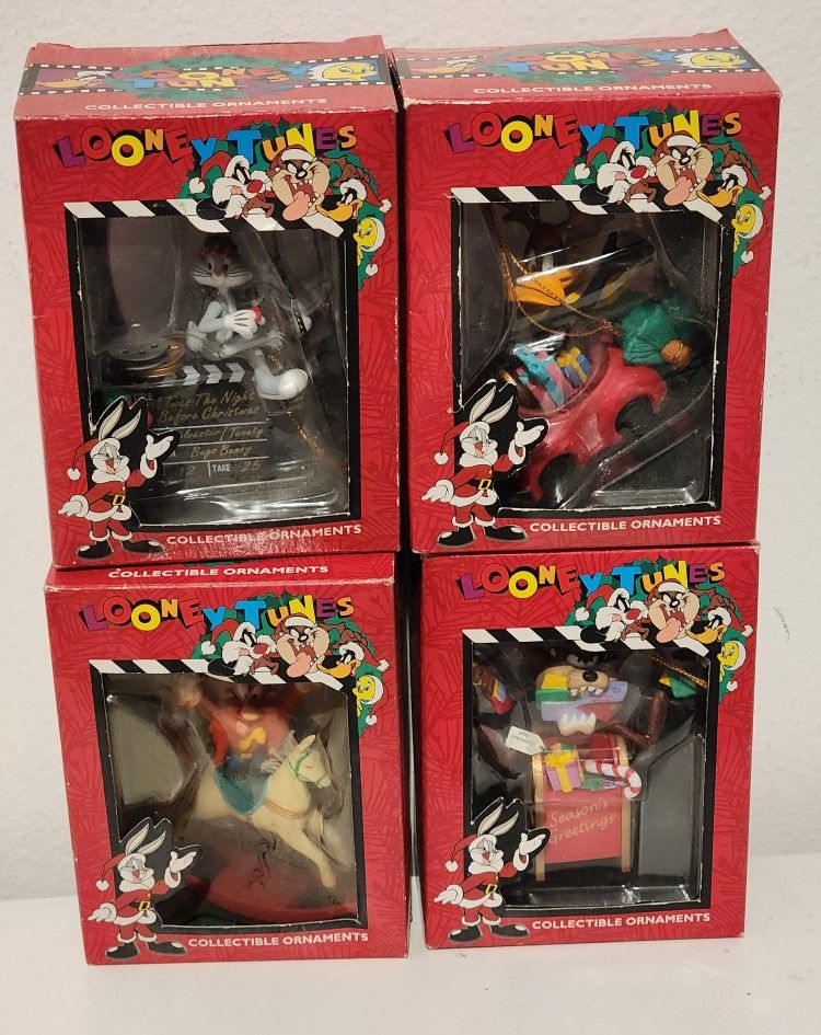 Looney Tunes Set/4 BNIB Christmas Ornaments