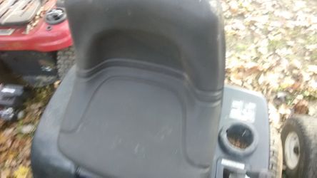 Murray select seat only ,riding mower not included