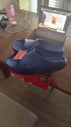 Nike react Slides