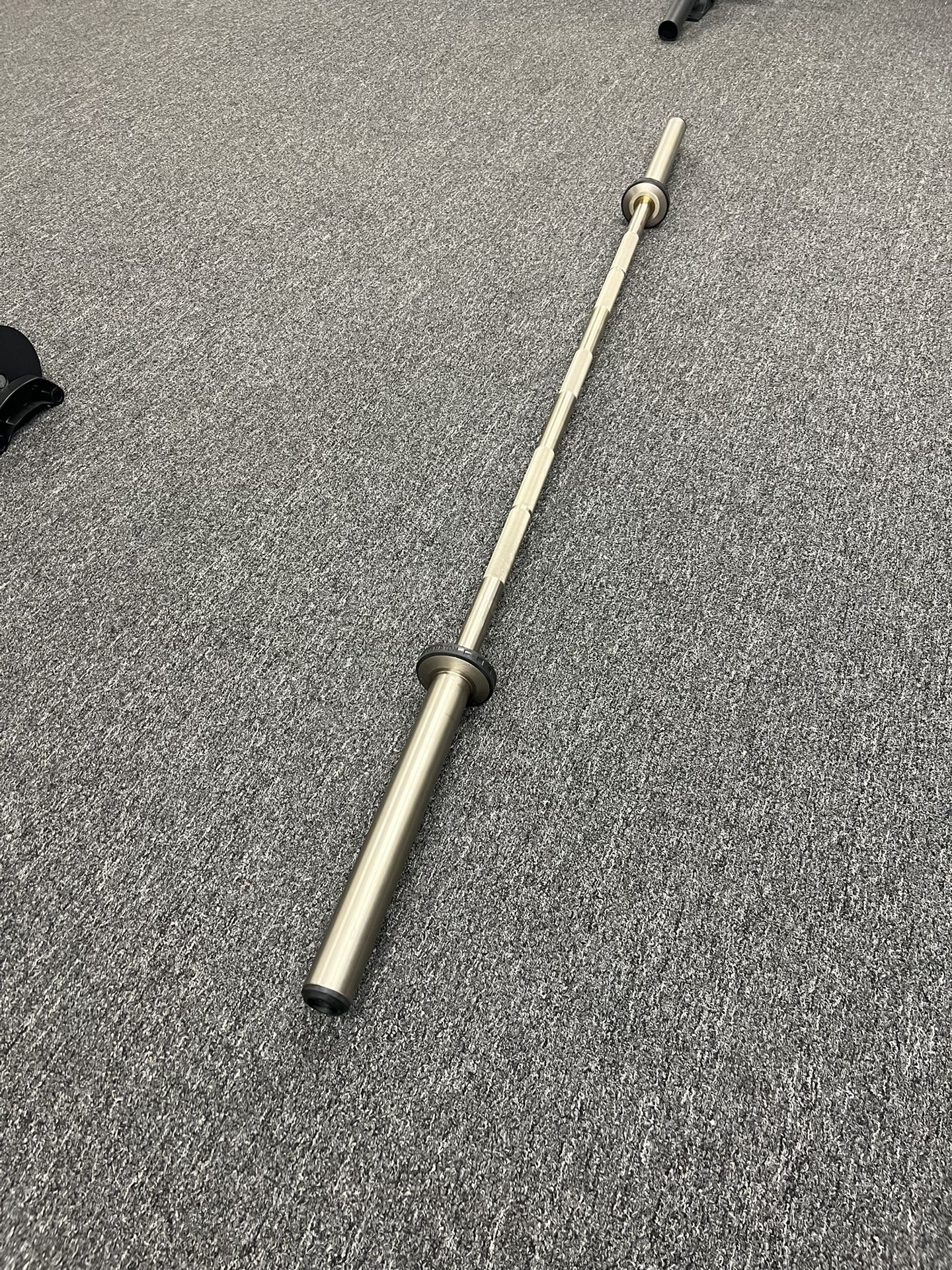 1500lb Weight Capacity 7ft Olympic Barbell Gym Equipment - Plates Also Available
