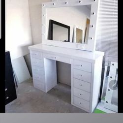 Makeup Vanities