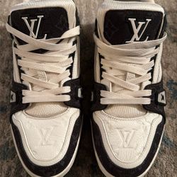 Louis Vuitton Sneakers
