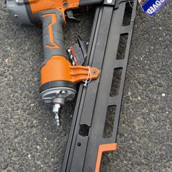 RIDGID Pneumatic 21-Degree 3-1/2 in. Round Head Framing Nailer