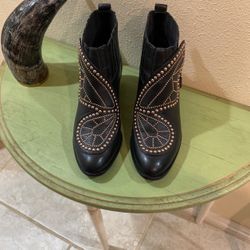 Size 36 .1/2. Sophia Webster Boots In Really Good Condition.
