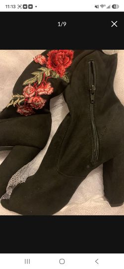 $REDUCED- Sexy Long Embroidered Suede Boots Side Zipper