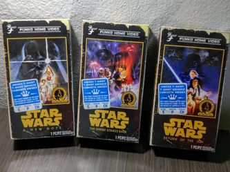 COLLECTIBLE STAR WARS T SHIRT BRAND NEW IN BOX SIZE SMALL