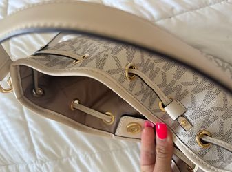 Michael kors White Vanilla Purse