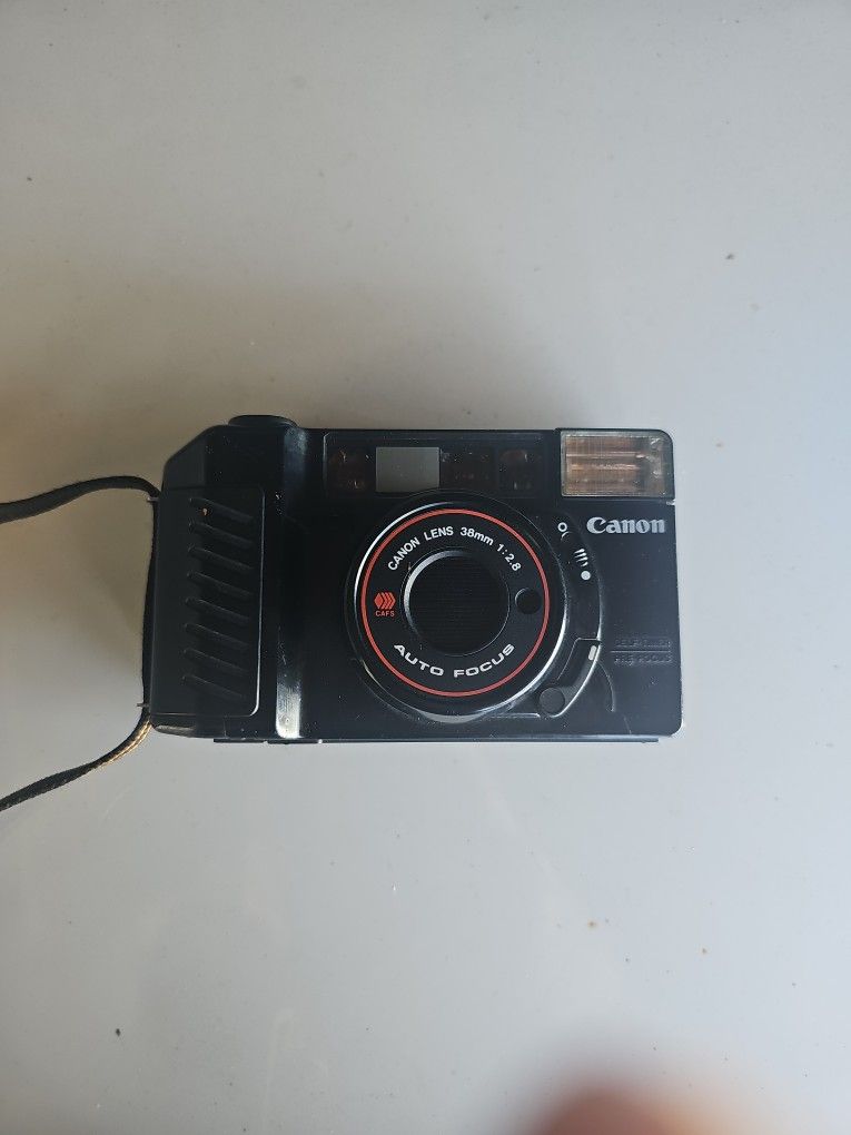 Canon "Auto BOY" 2 Camera Vintage