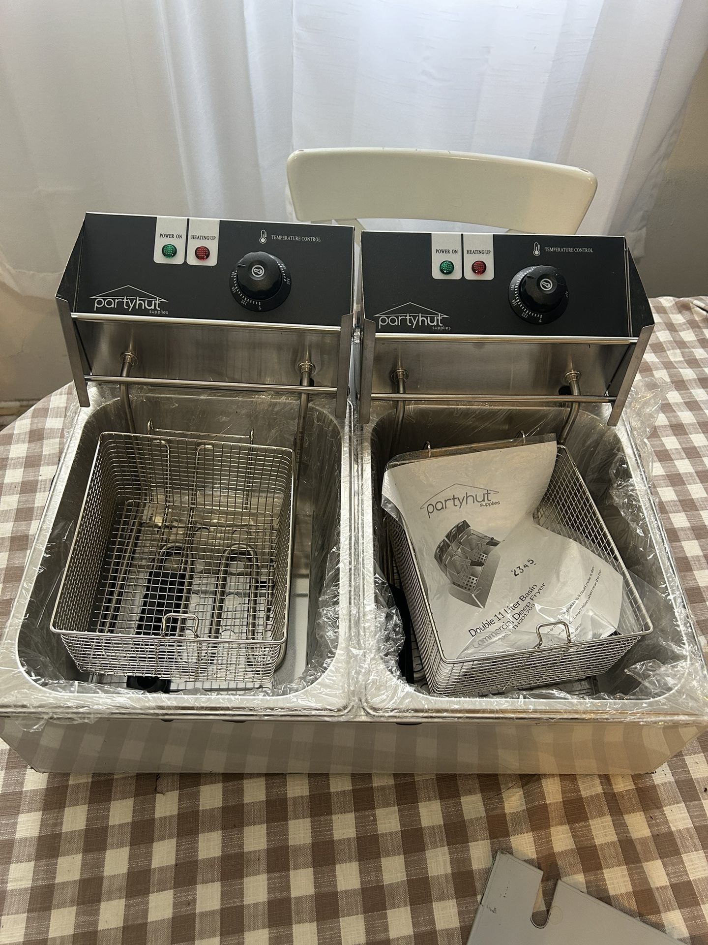 Brand new commercial double deep fryer for $90