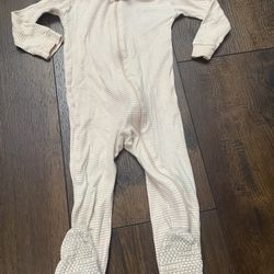 Boys Or Girls Khaki Striped Sleeper Pajamas Size 18 Months By Gerber #20