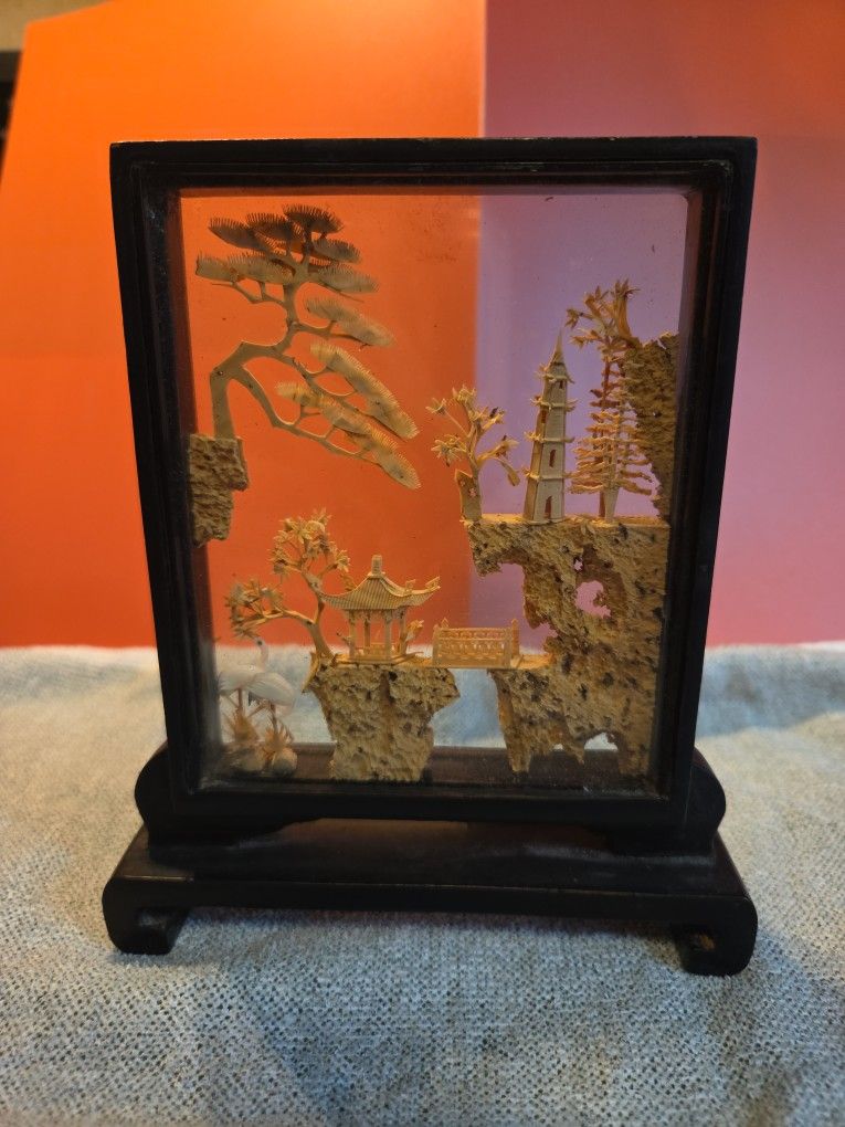 Vintage San You Chinese Cork Diorama
