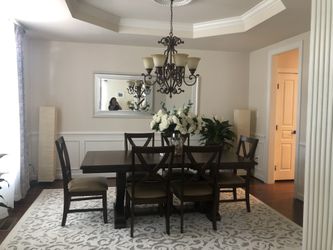 6 Dining Room Chairs