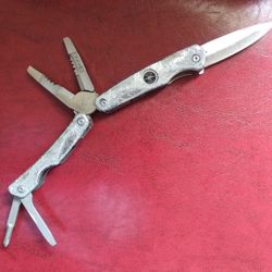 Multi Pocket Tool Kit