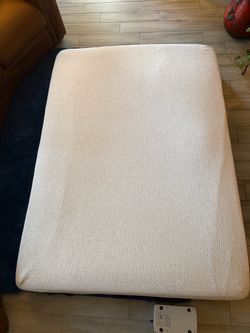 Sleep number C2 full size mattress in excellent condition