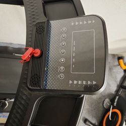 Treadmill 