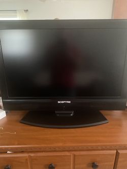 32” Sceptre Tv With Remote