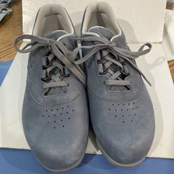 Néw Womens SAS free time Blue Tripad Comfort Sneakers Size 6.5