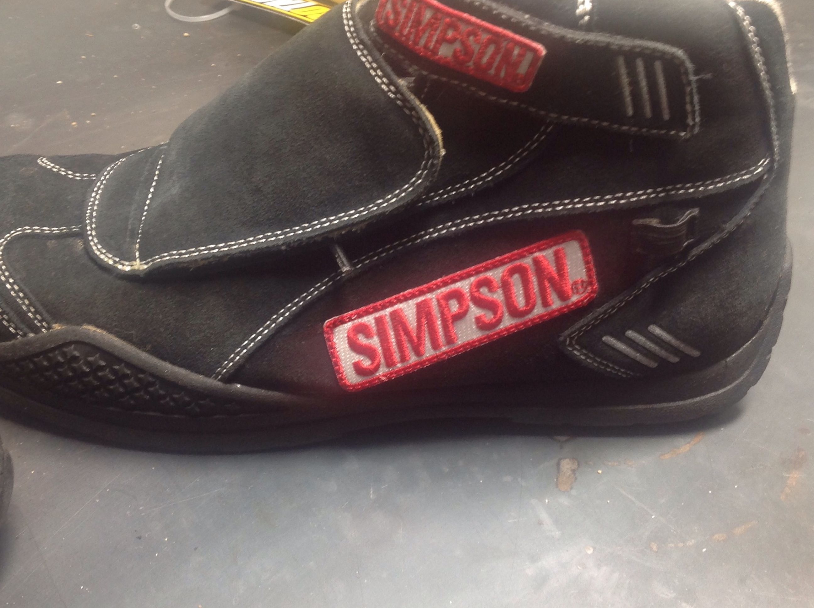Simpson Shoes Like New Size 11