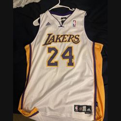 Kobe Bryant Jersey Size XL