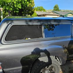 LEER CAMPER SHELL  2010 toyota tacoma