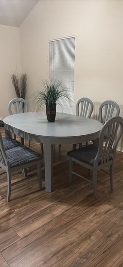 Table 6 Chair Set