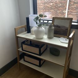 ENTRY TABLE/SHELVES