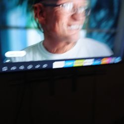 50 Inch Onn TV  And Wall Mount 