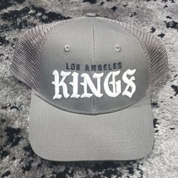 *(RARE) Los Angeles Kings Trucker Snapback