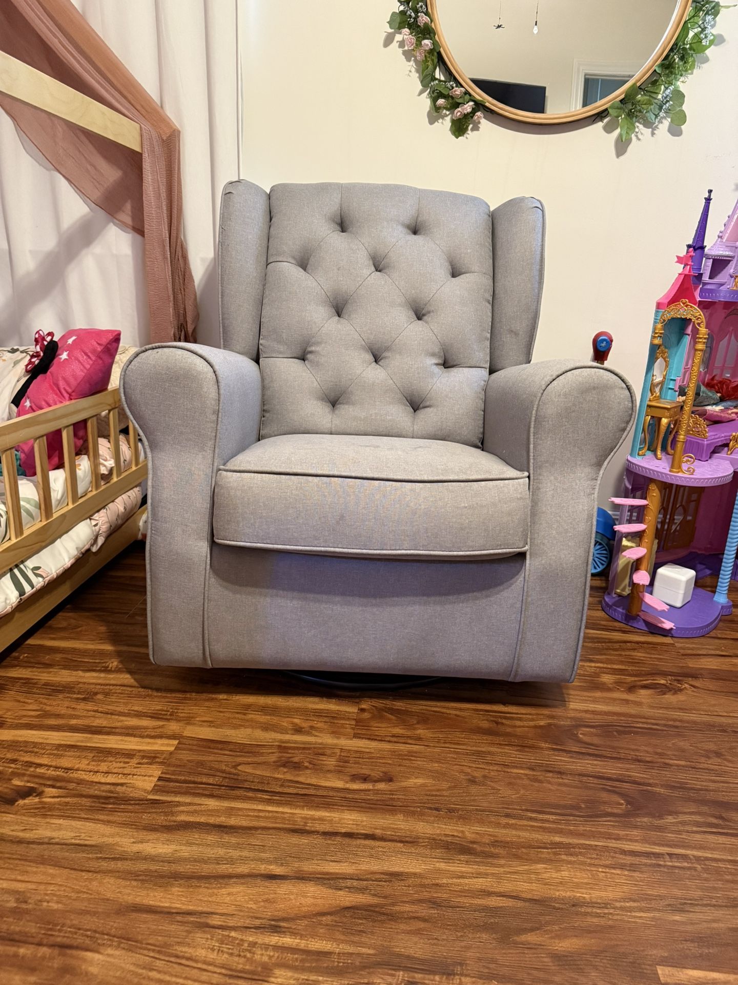 Swivel Chair Emma Rocking Chair Delta Children Delta Children Emma