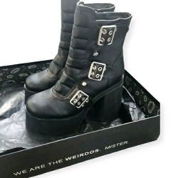 Black Gothic Boots