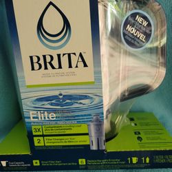New! Brita water pitcher w/ filter