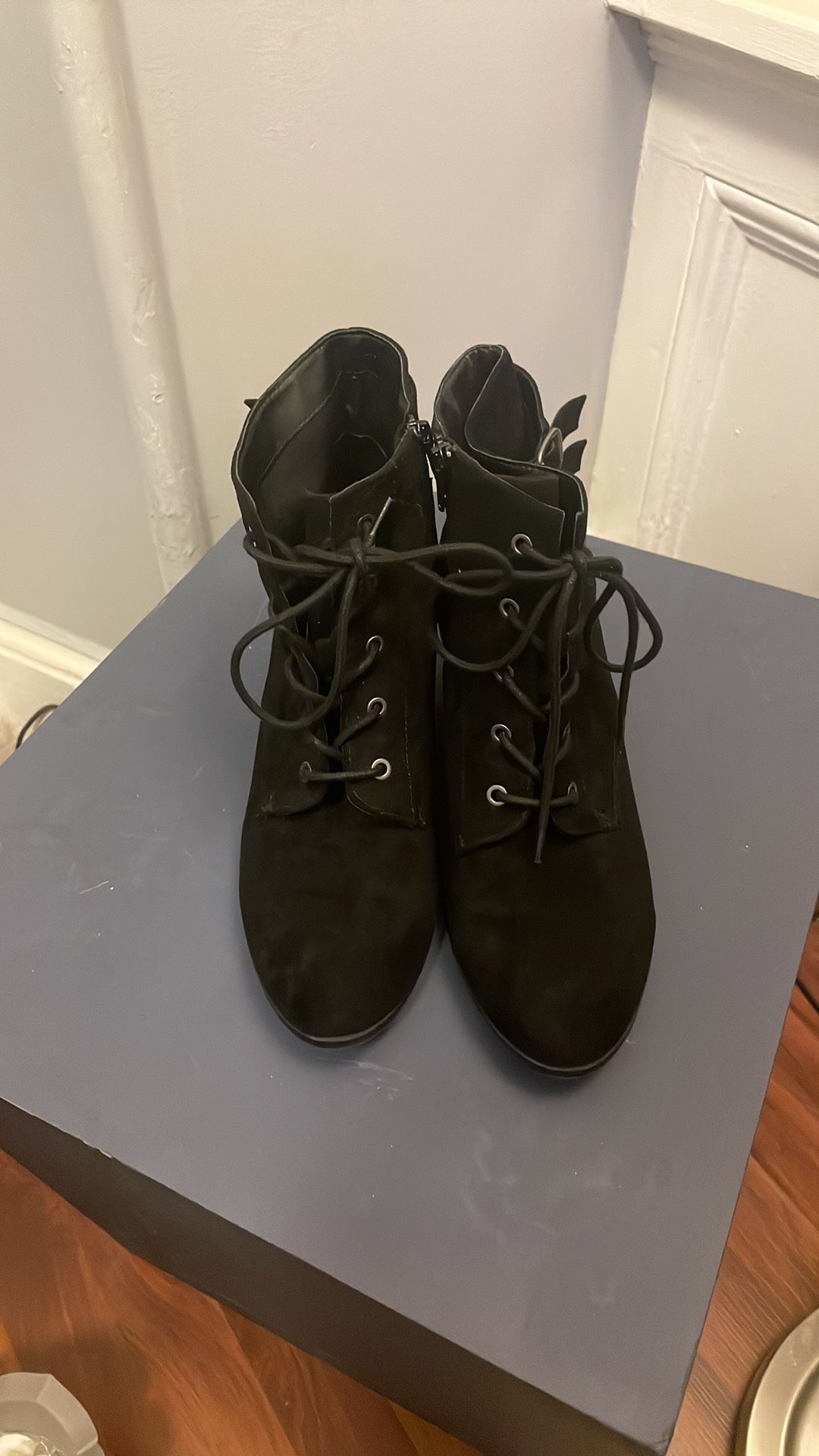 Madden Girl Heeled Booties! Like New! Size 10 M